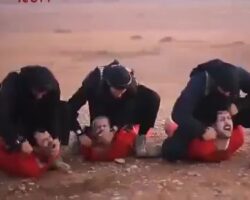 ISIS cuts off heads of 4 men