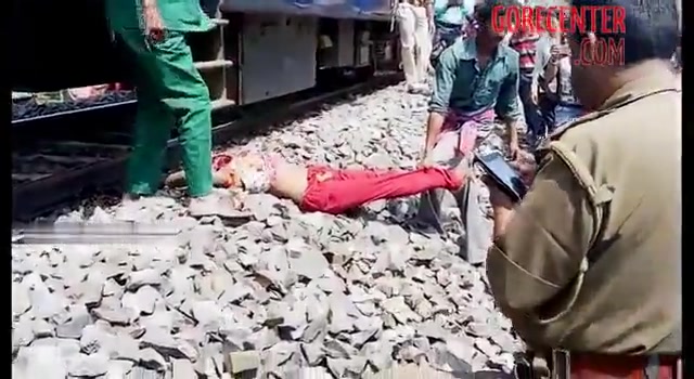 Indian woman chose a train as an instrument of suicide • GoreCenter