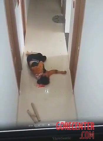 Vietnamese man beat a woman to death • GoreCenter ▶