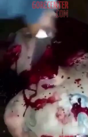 Beheading of captured man • GoreCenter