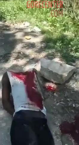 Decapitated by Haitian gang • GoreCenter