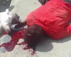 TukTuk drivers beat thief to death