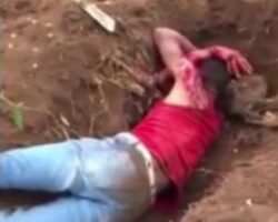 Execution by machete in shallow grave