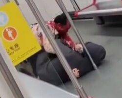 Stabbed in Chinese subway train