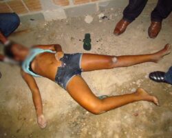 Favela girl executed in the middle of street