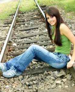 Young beauty died in car crash