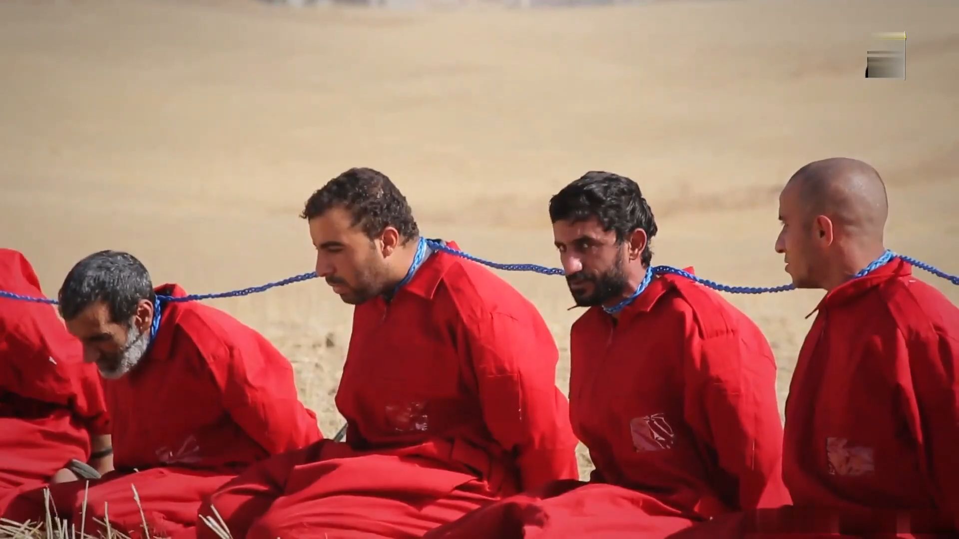ISIS behead captives with explosives • GoreCenter