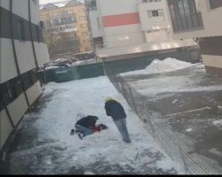Woman dies after piece of ice falls on her from roof
