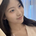 Young Chinese woman and man die in traffic accident