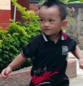 Child's body found in front of mosque entrace