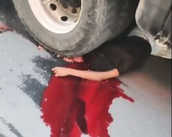 Teenager fell from his bicycle under cement truck