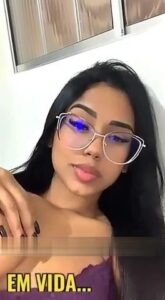 Dude sacrificed his 19-year-old girlfriend to save his own life 4