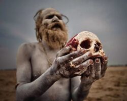 Member of Hindu Aghori sect practices cannibalism