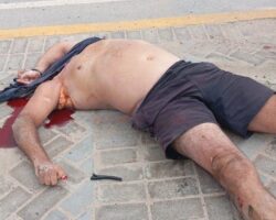 Motorcyclist tore his head off on streetlight pole