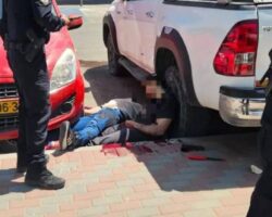 Palestinians stab Jew to death in Jerusalem, are shot dead