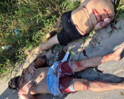 Two drug traffickers found in terrible condition by roadside, one dead