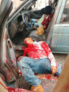 Two men shot to death in car near cemetery in Guayaquil