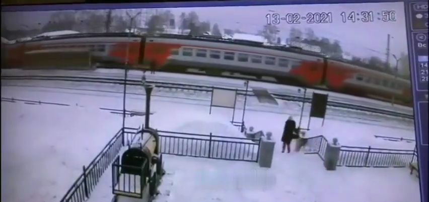 23-year-old Russian woman fatally struck by train • GoreCenter