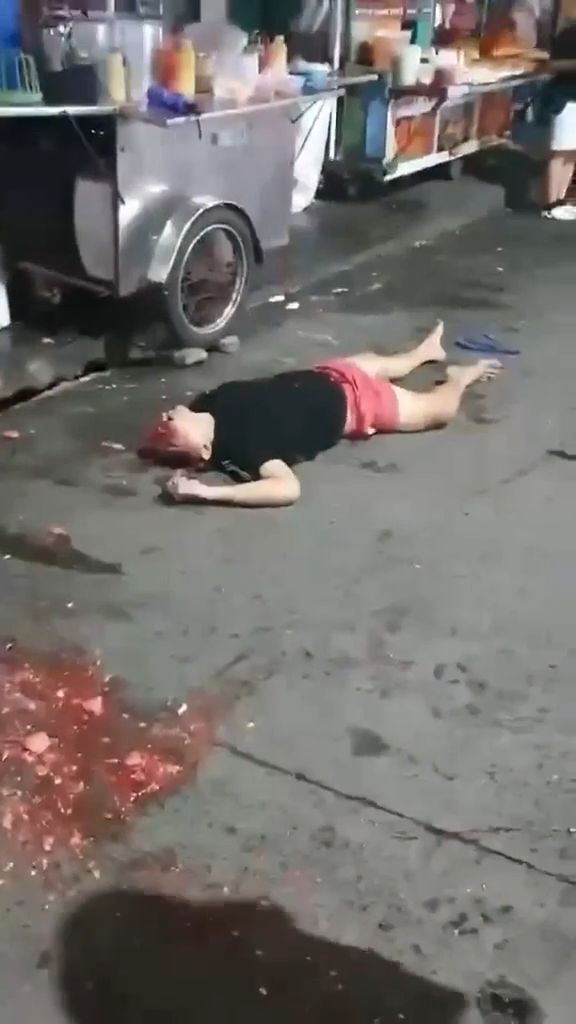 Filipino jumps to his death • GoreCenter