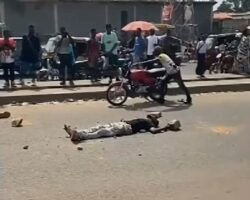 Motorcycle thief stoned to death in the middle of busy road