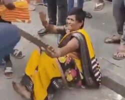 Female thief brutally kicked out by store owner