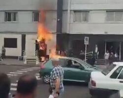 Iranian man self-immolated in front of courthouse as act of protest