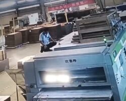 Worker gets his hand shattered in manufacturing machine