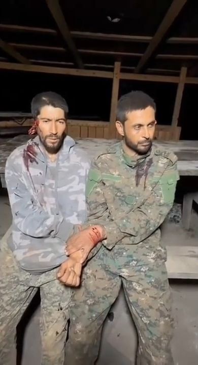 Cartel brutally tortures two captives before execution • GoreCenter