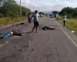 Two people died in motorcycle accident on BA‑131