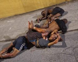 Four murderers of little girl were killed and thrown on street