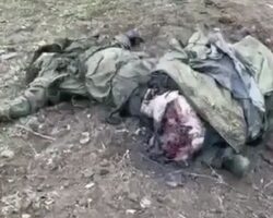Russian soldier filmimg their losses #2