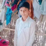 Teen killed after sticking head out of moving bus