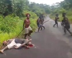 Execution of three civilians by Papuan separatists