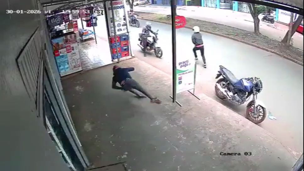 Store owner accidentally killed girlfriend during shootout with robber ...