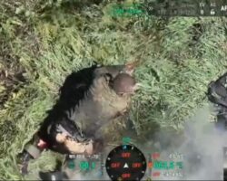 Ukrainian drone finishes off wounded Russian soldier