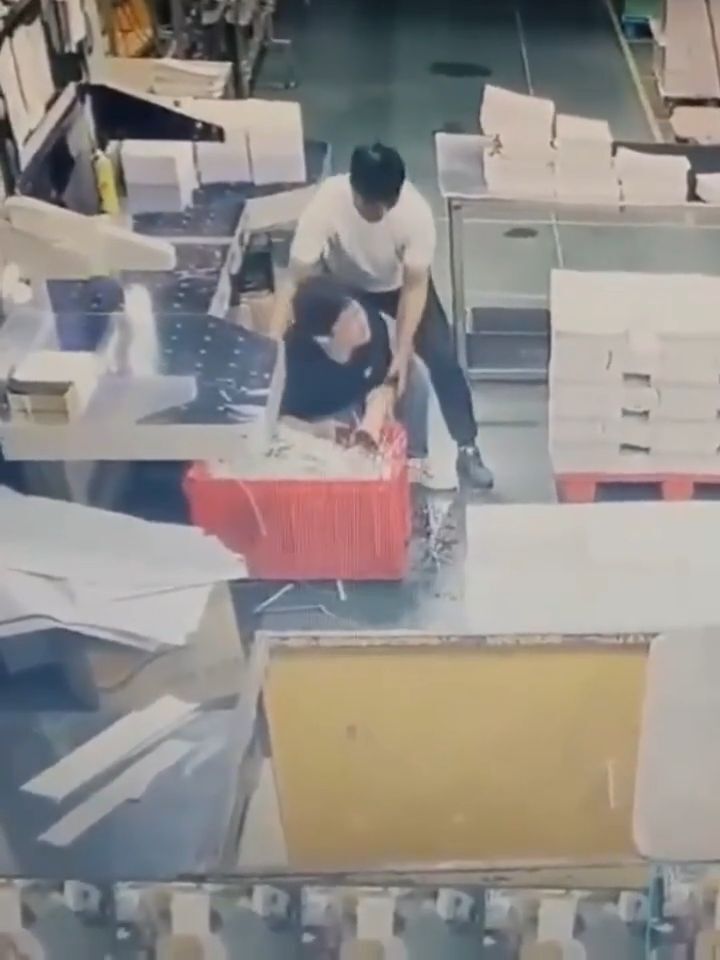 Cardboard factory worker loses both hands • GoreCenter