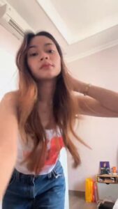 23-year-old woman found dead under hotel bed 2