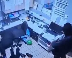 Former bakery worker kills three female managers