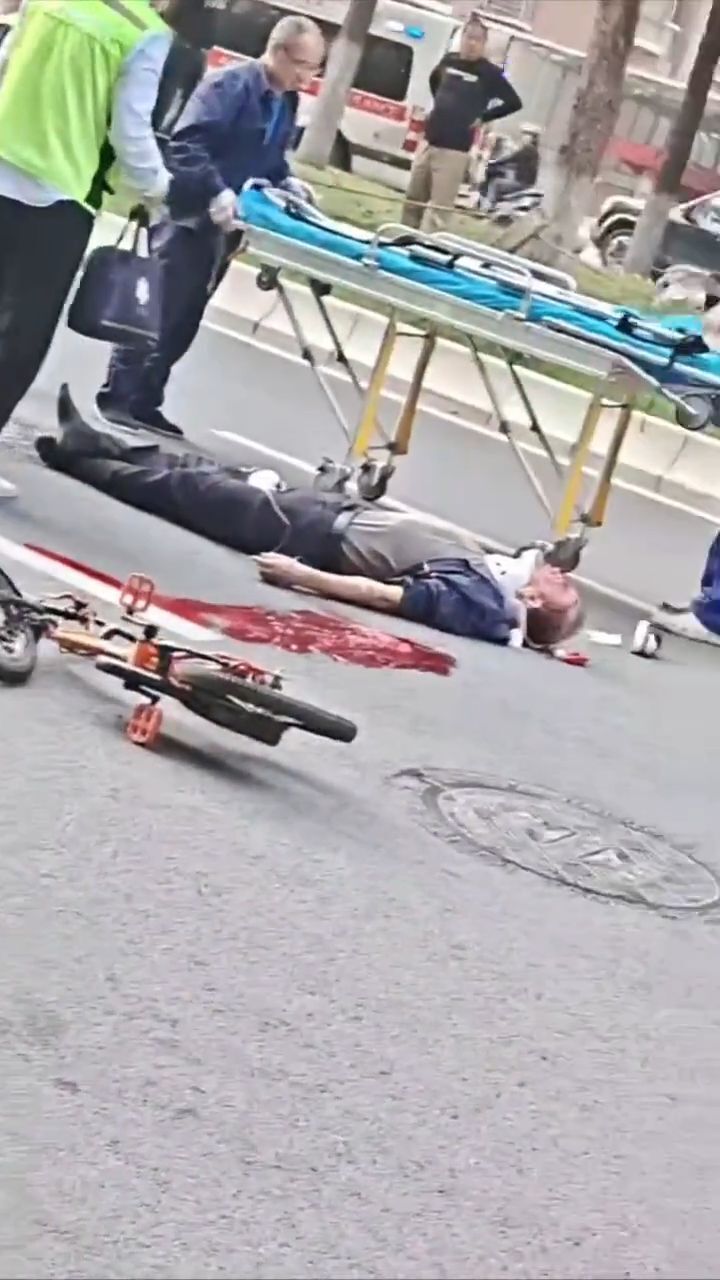 Man suffers fatal head injuries in motorcycle collision • GoreCenter