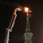 Man sets himself on fire and jumped off bridge