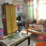 Naked dead lady in bed