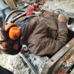 Haitian fell into a plastic processing machine