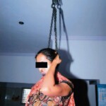 Woman hanged herself using metal chain