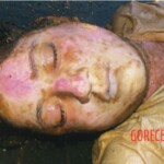 Unidentified woman’s dead body discovered on street