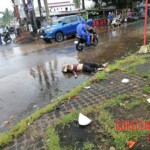 Two Filipino women on motorcycle fatally struck by minibus