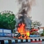 Man burned alive inside his car