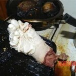Son kills mother and commits post-mortem cannibalism
